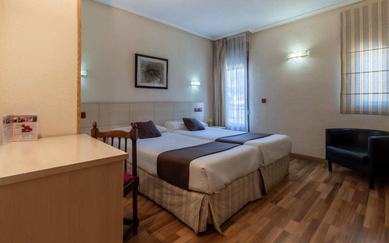 Hostal Rural El Cano By Vivere Stays Alpedrete Eksteriør bilde