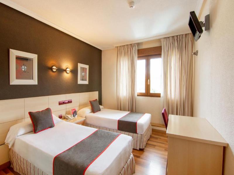 Hostal Rural El Cano By Vivere Stays Alpedrete Eksteriør bilde