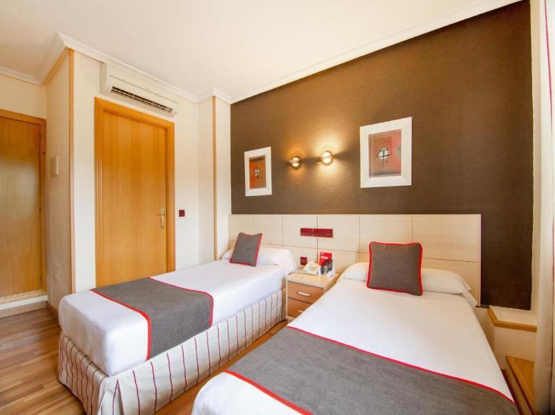 Hostal Rural El Cano By Vivere Stays Alpedrete Eksteriør bilde