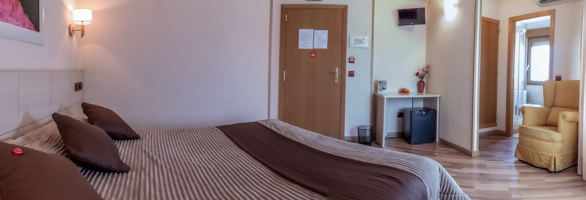 Hostal Rural El Cano By Vivere Stays Alpedrete Eksteriør bilde