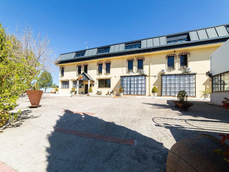 Hostal Rural El Cano By Vivere Stays Alpedrete Eksteriør bilde