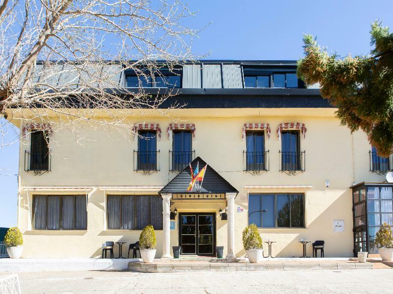Hostal Rural El Cano By Vivere Stays Alpedrete Eksteriør bilde