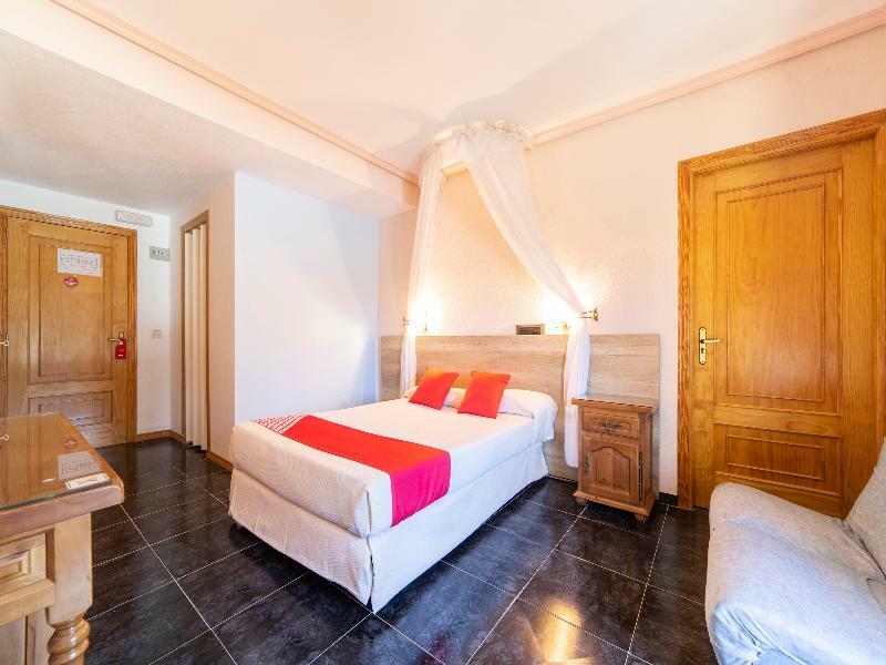 Hostal Rural El Cano By Vivere Stays Alpedrete Eksteriør bilde